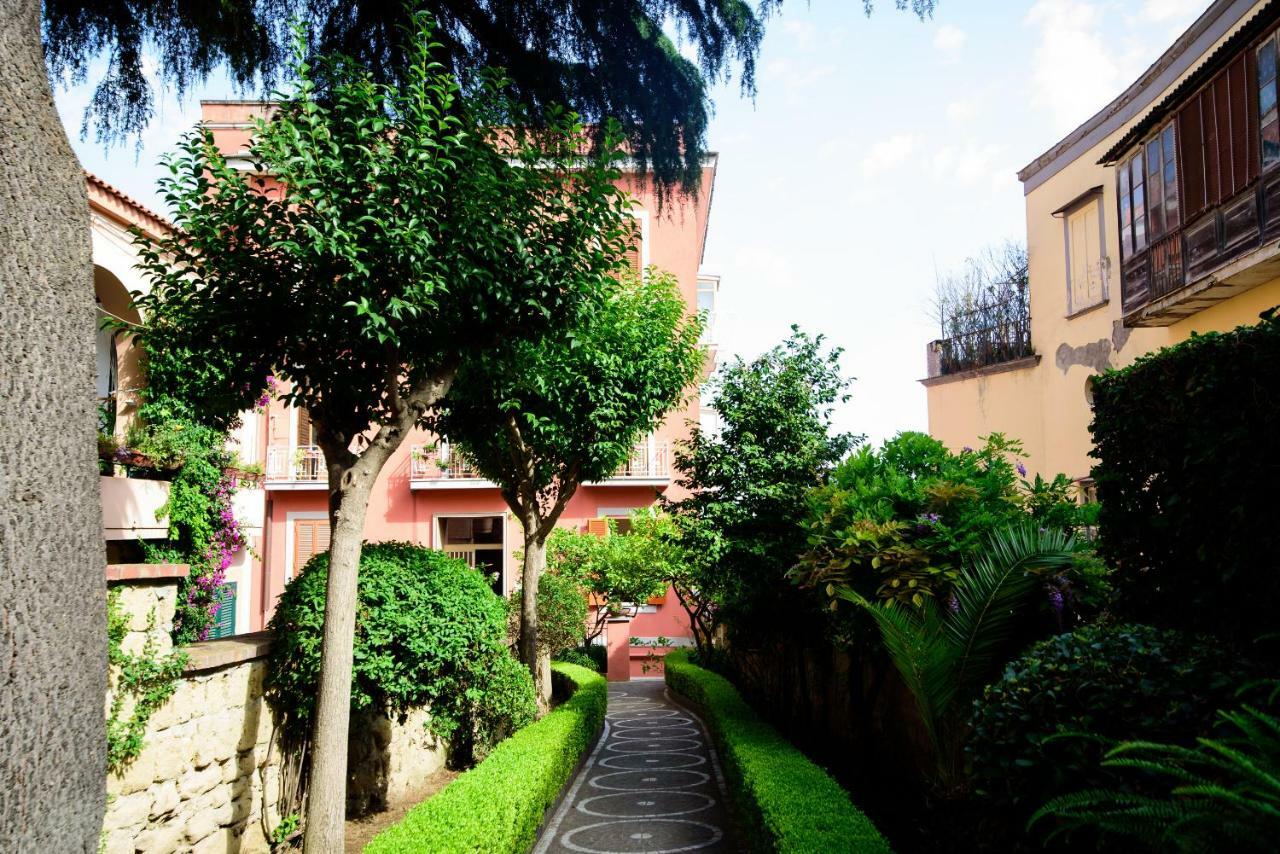 Appartamento Panoramico "Il Glicine" Neapel Exterior foto